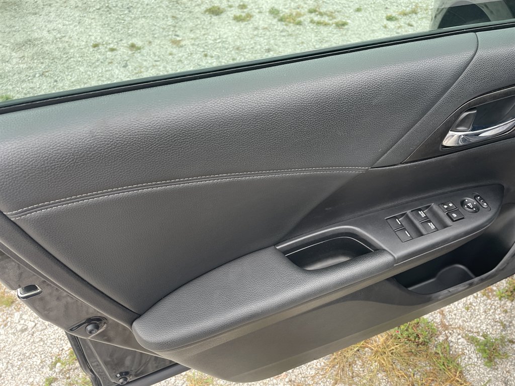 2015 Honda Accord - $14,920