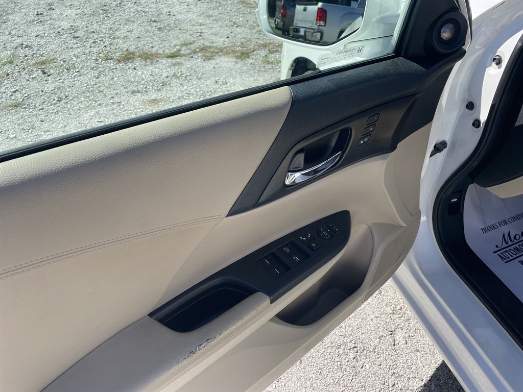 2013 Honda Accord - $12,940