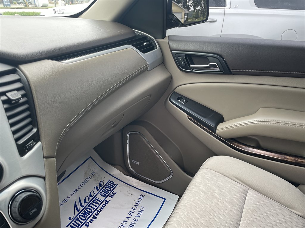 2023 Gmc Yukon SLT photo 39