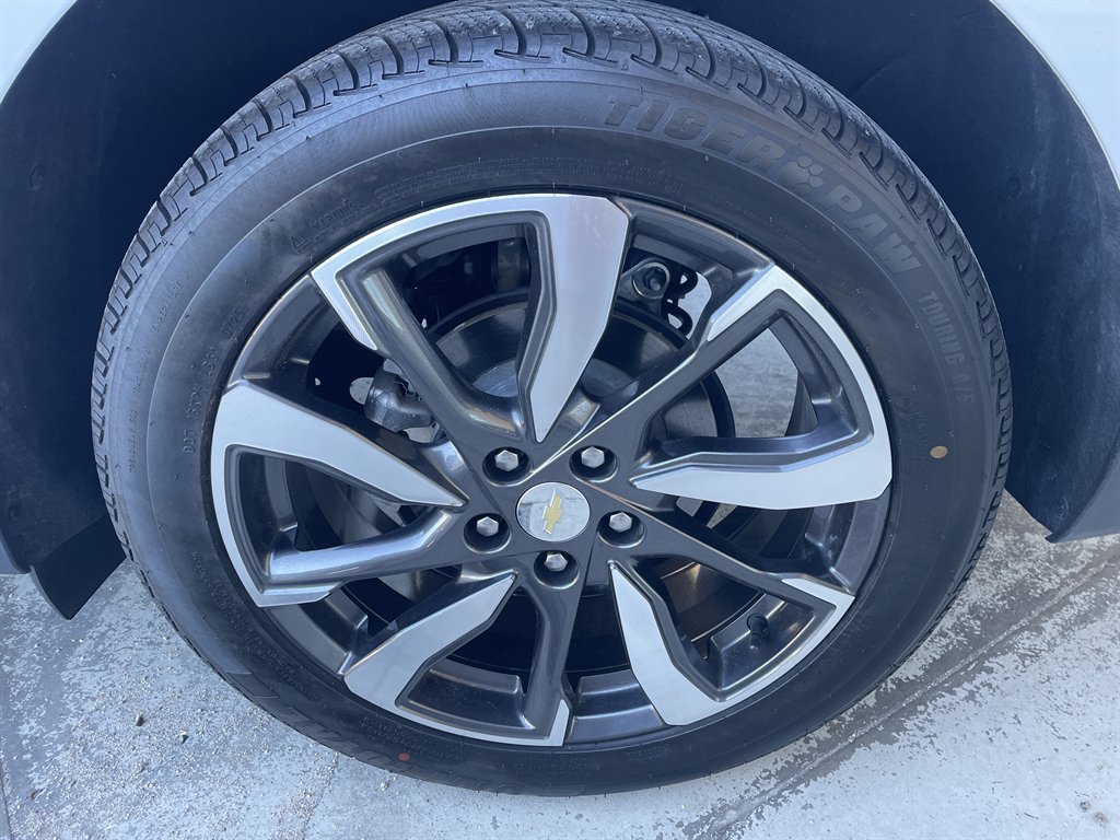 2022 Chevrolet Equinox - $19,980