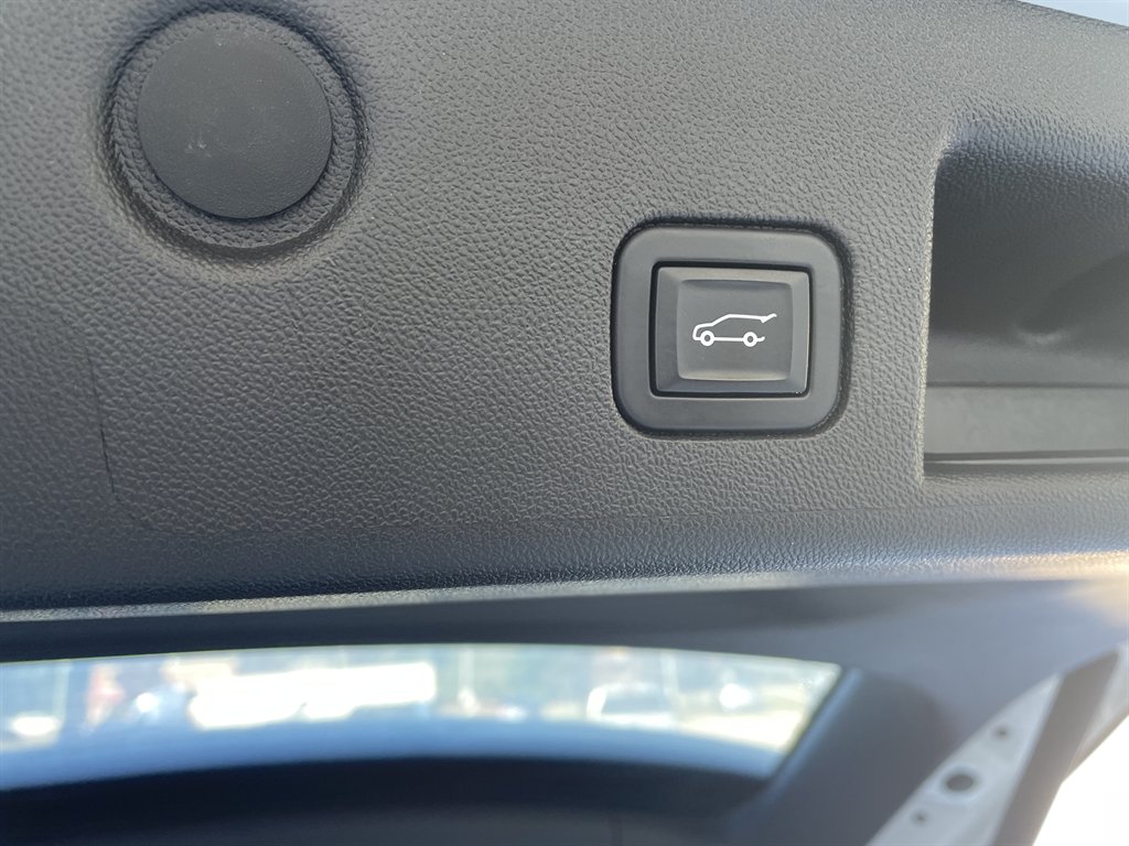 2022 Chevrolet Equinox - $19,980