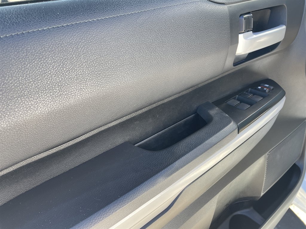 2018 Toyota Tundra - $21,970