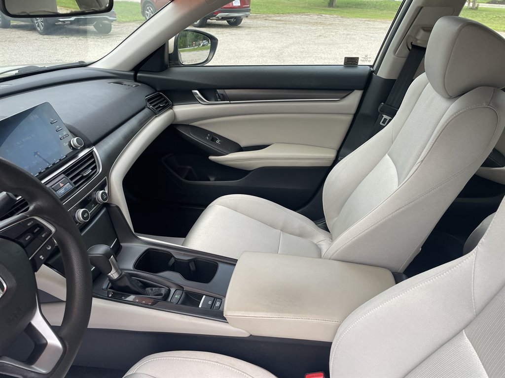 2019 Honda Accord - $13,960