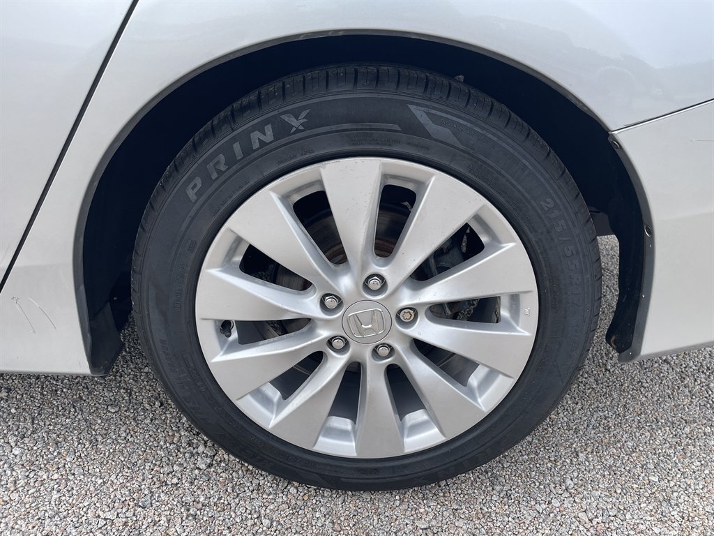 2015 Honda Accord - $17,460