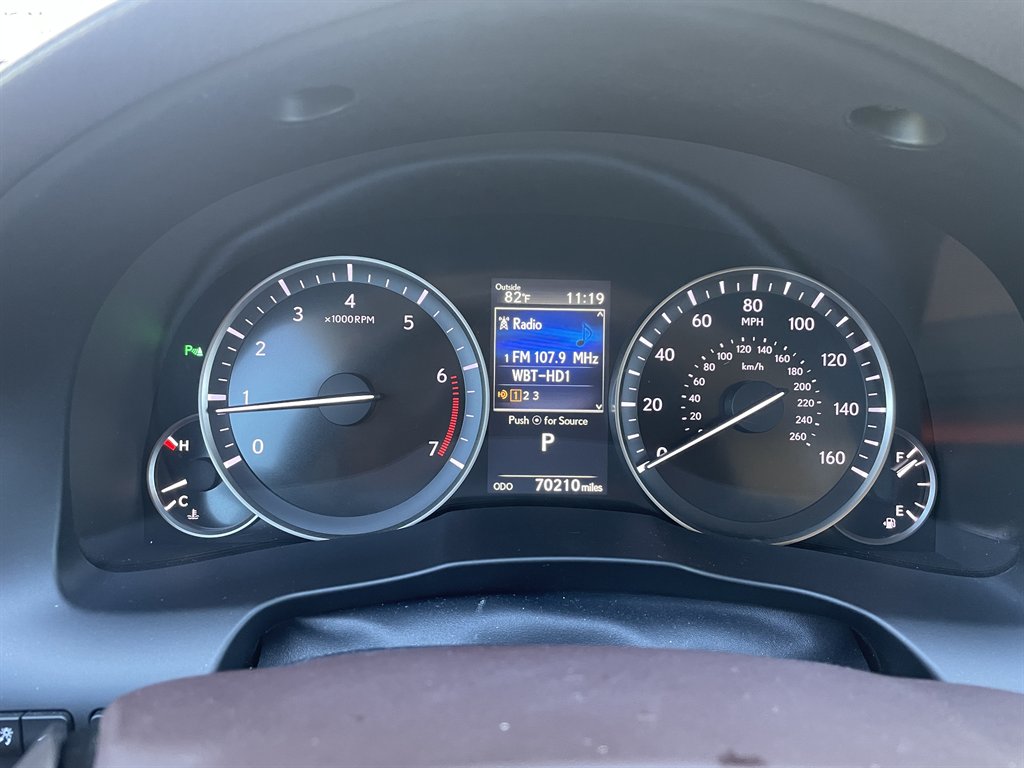 2016 Lexus ES - $24,870