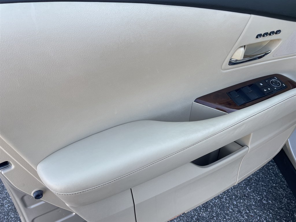 2015 Lexus RX - $19,960