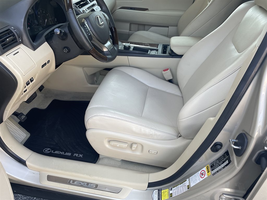 2015 Lexus RX - $19,960