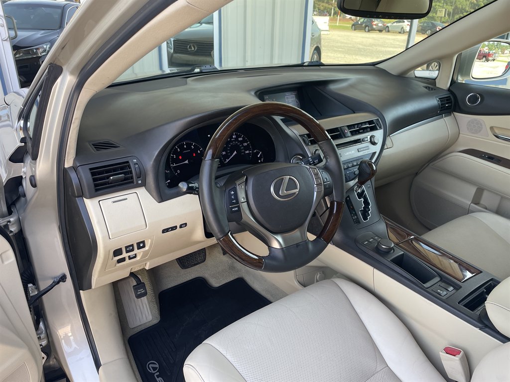 2015 Lexus RX - $19,960