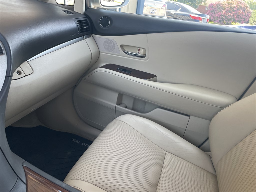 2015 Lexus RX - $19,960