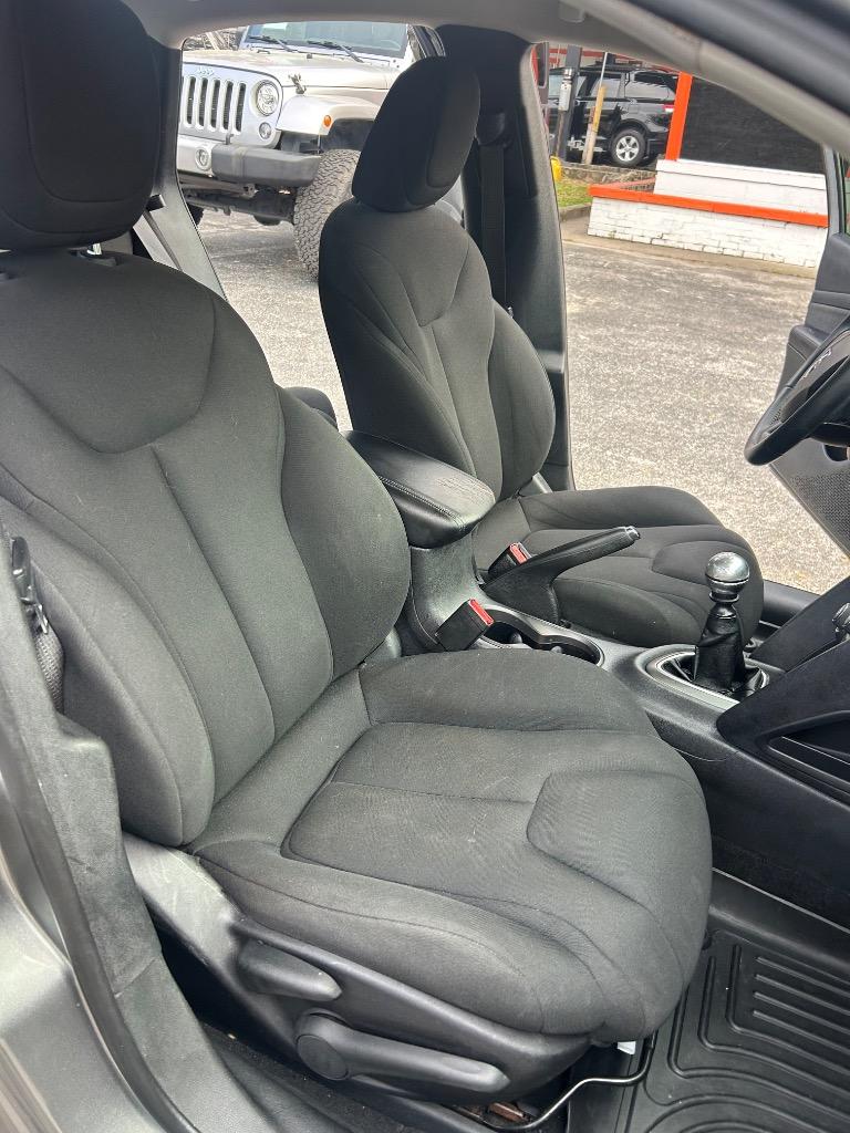 2014 Chrysler 200 Touring photo