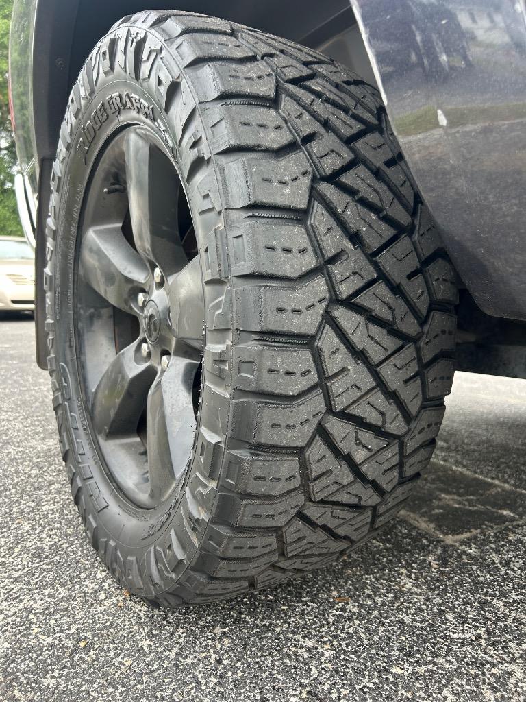 2015 RAM 1500 SLT photo
