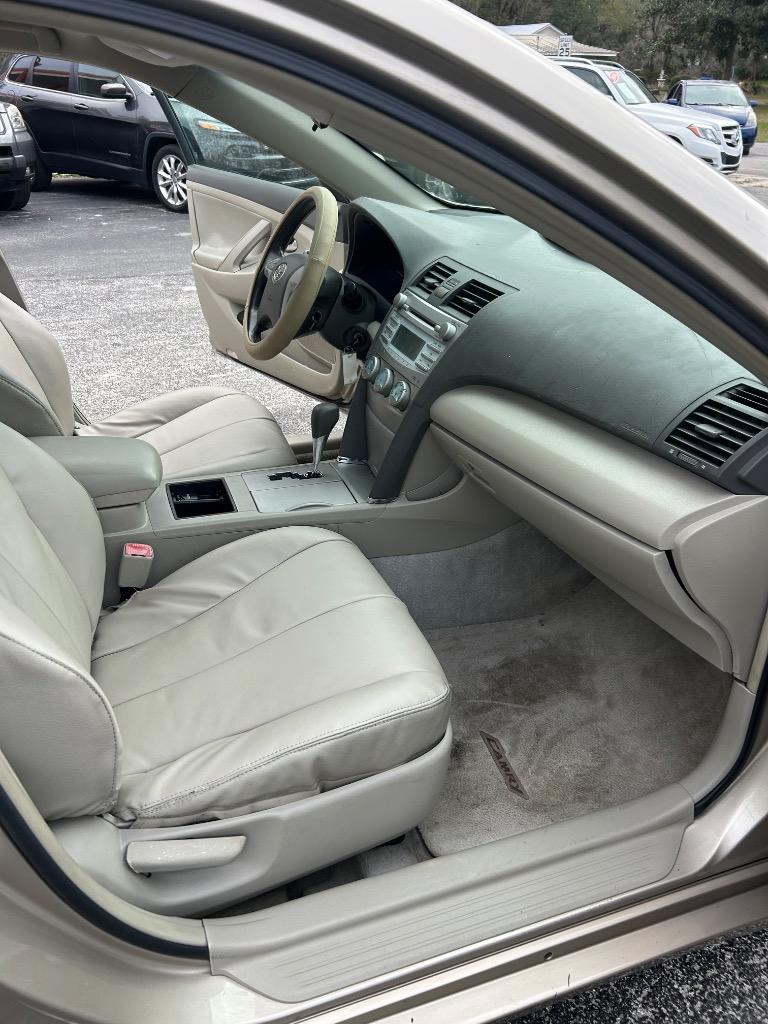2008 Toyota Camry photo