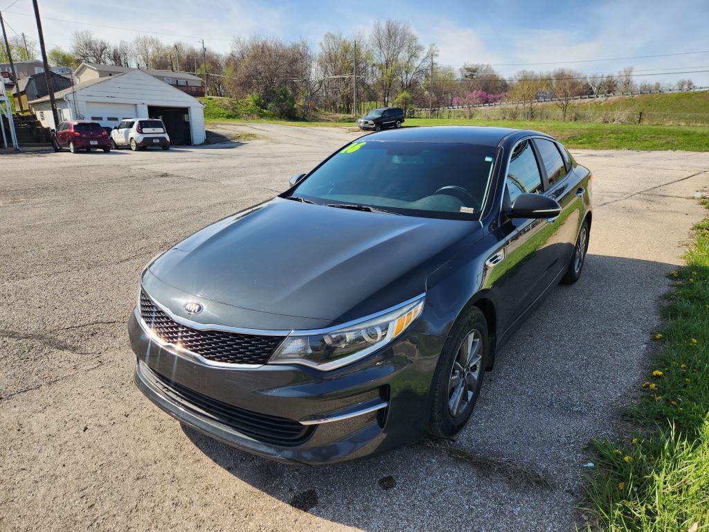2016 Kia Optima - $8,990