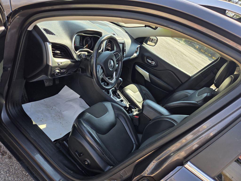 2018 Jeep Cherokee - $11,990