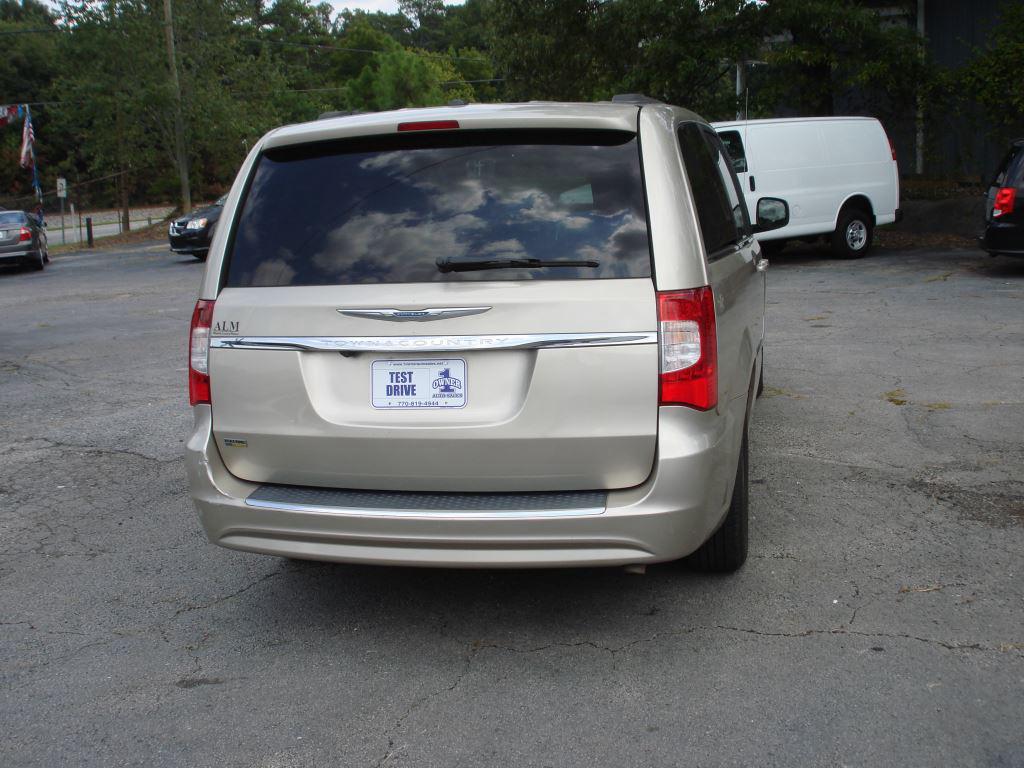 2014 Chrysler Town And Country