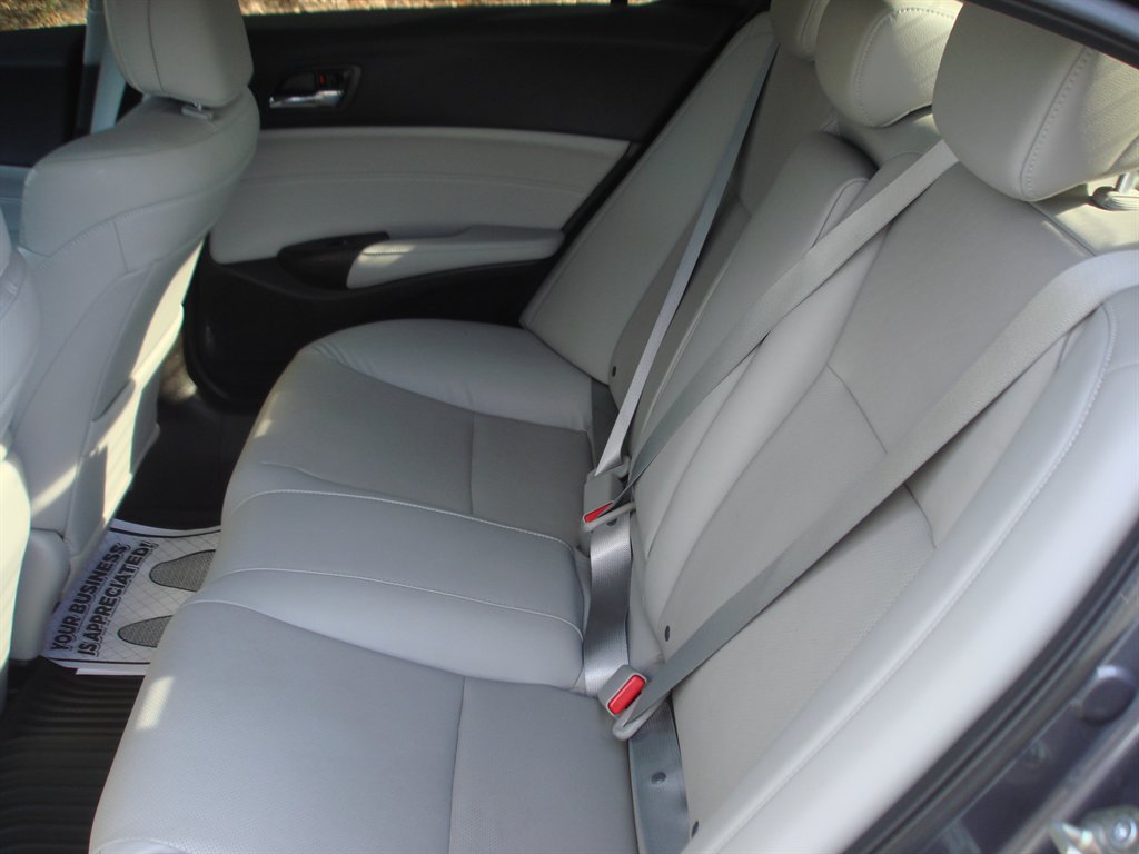 2017 Acura ILX