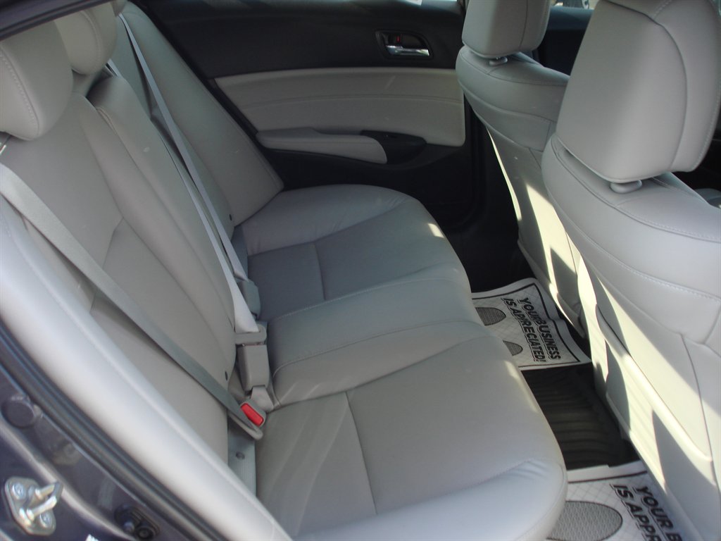 2017 Acura ILX