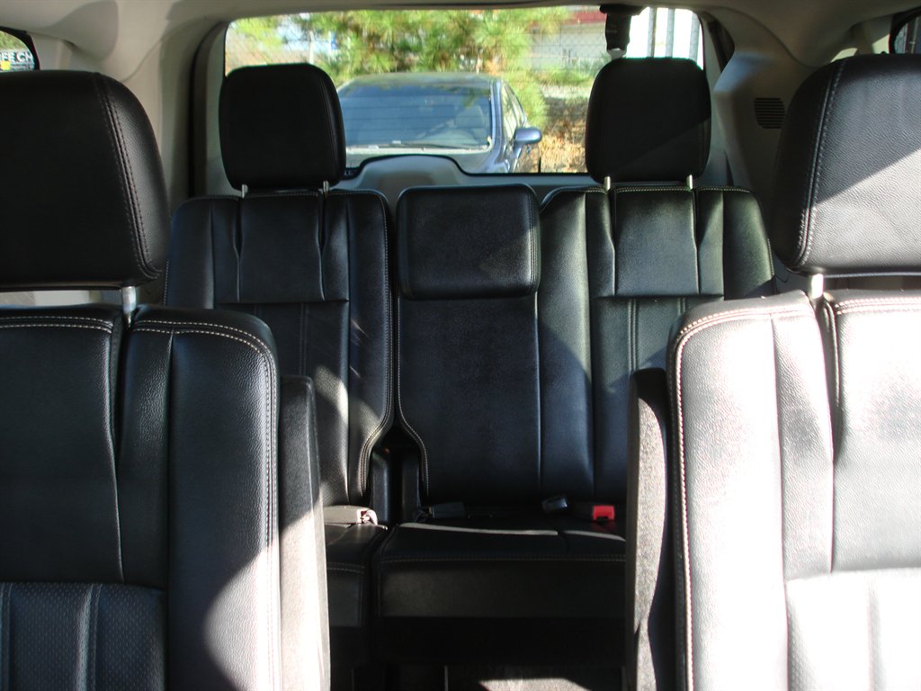 2014 Chrysler Town & Country