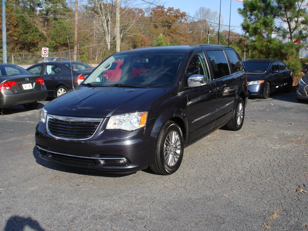 2014 Chrysler Town & Country