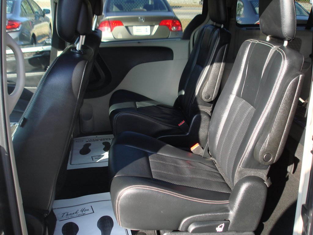 2014 Chrysler Town & Country