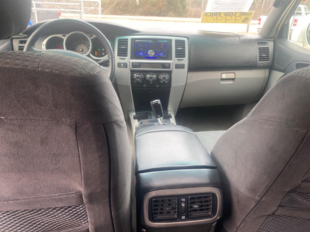 2005 Toyota 4Runner SR5 photo