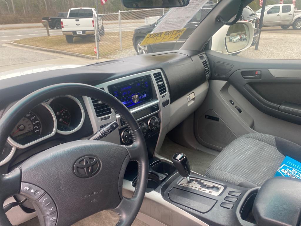 2005 Toyota 4Runner SR5 photo