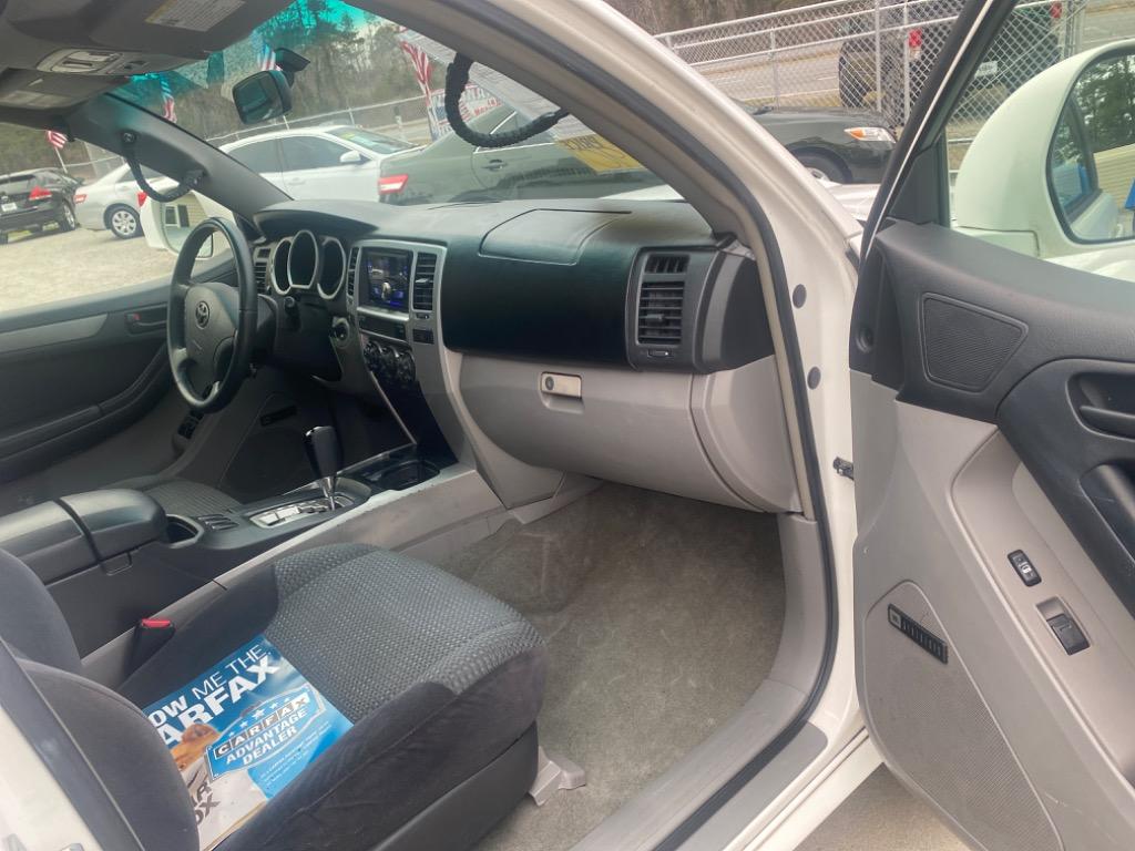 2005 Toyota 4Runner SR5 photo