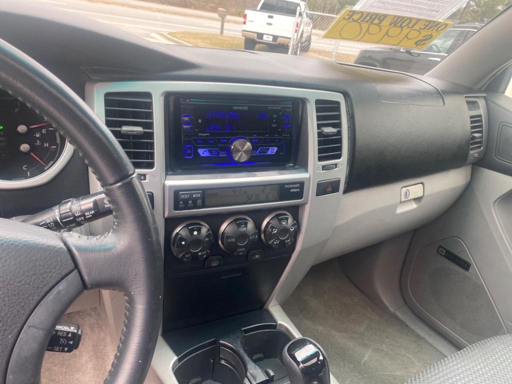 2005 Toyota 4Runner SR5 photo