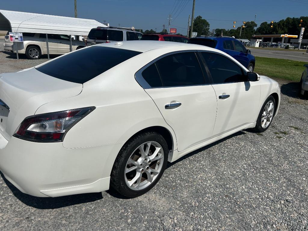 2014 Nissan Maxima
