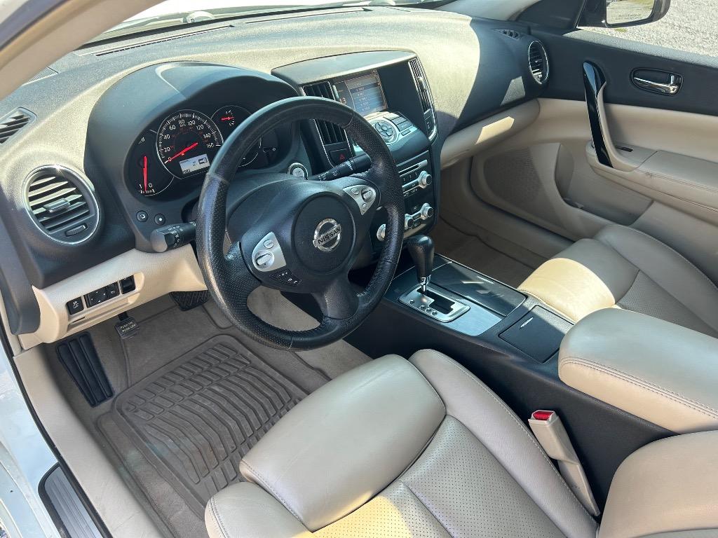 2014 Nissan Maxima