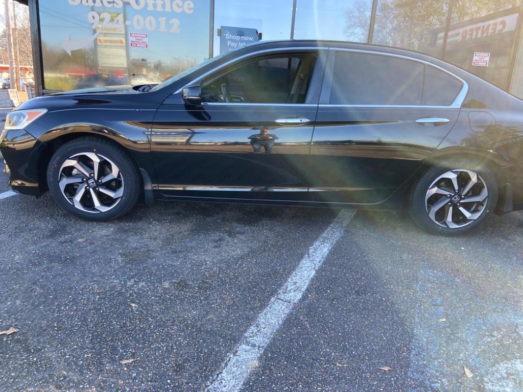 2017 Honda Accord EX-L photo