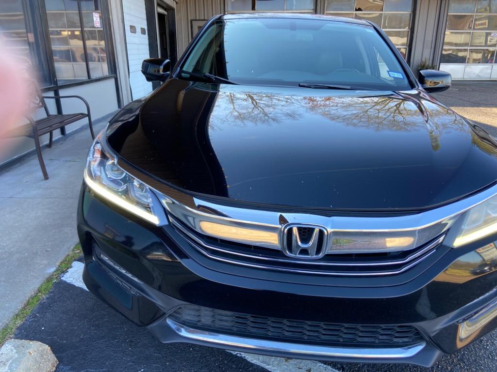 2017 Honda Accord EX-L photo