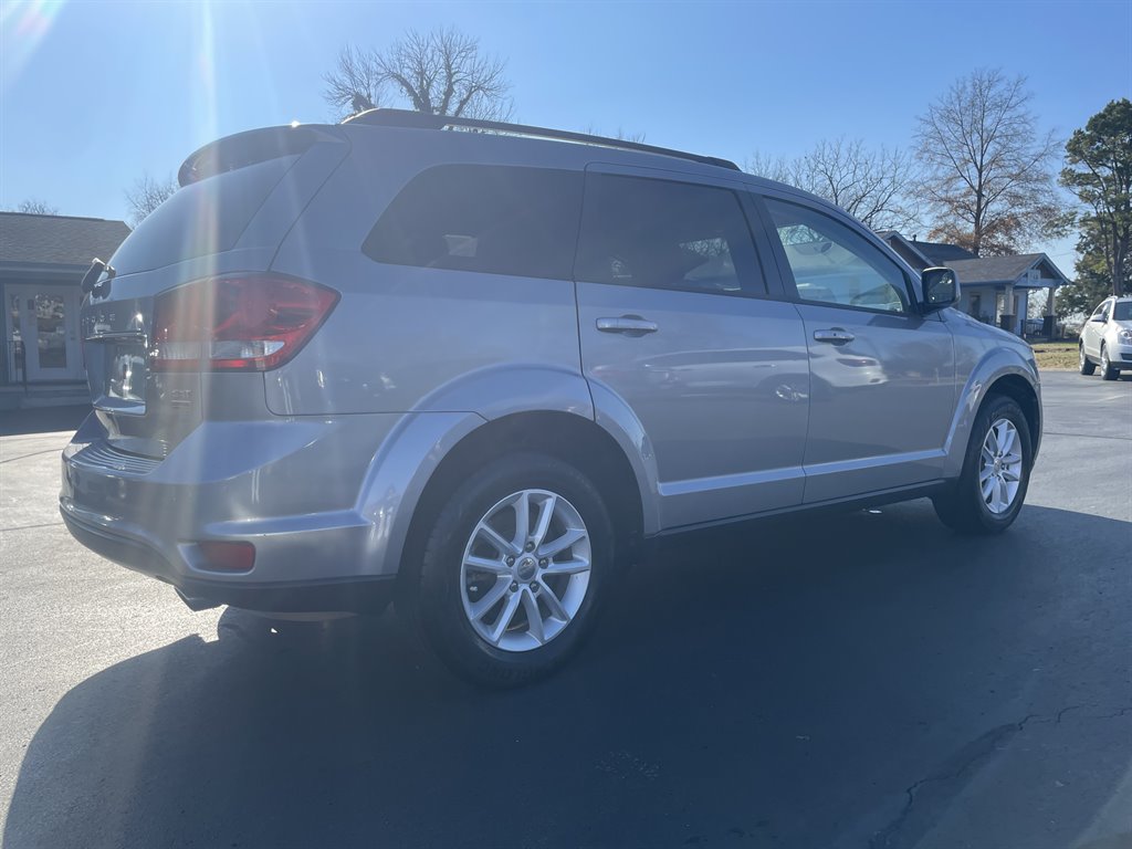 2016 Dodge Journey SXT photo