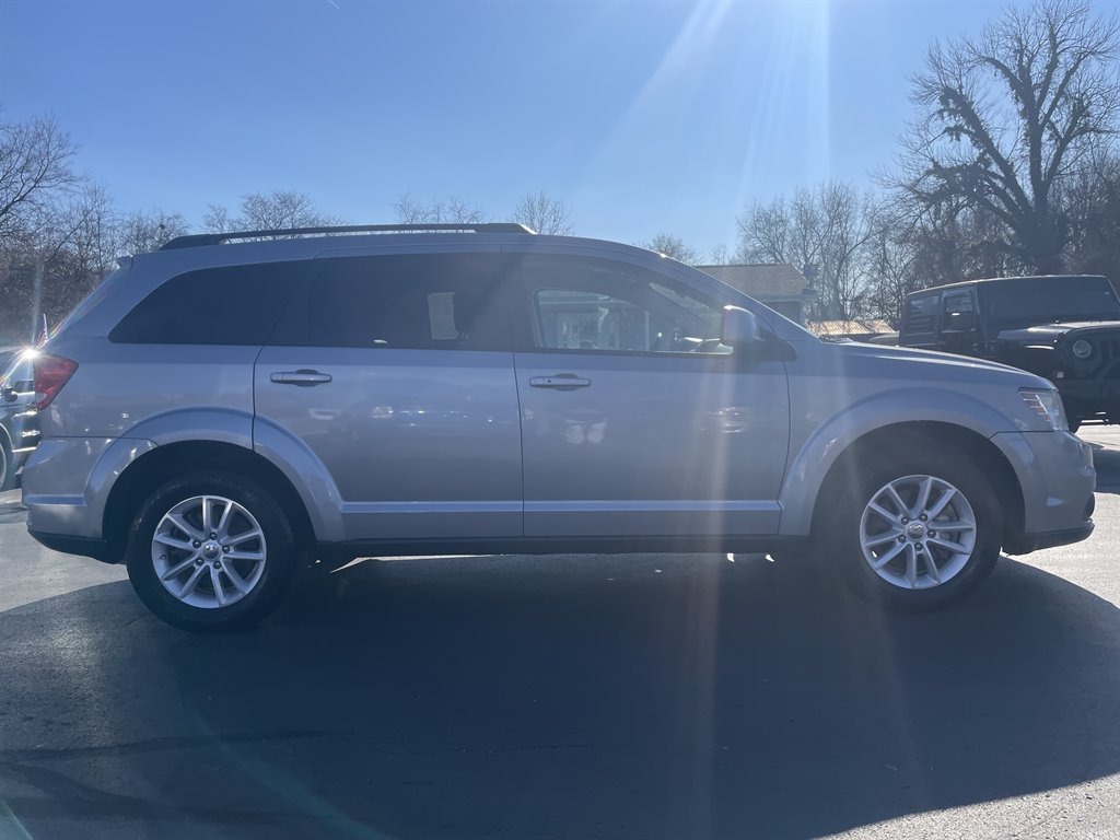 2016 Dodge Journey SXT photo