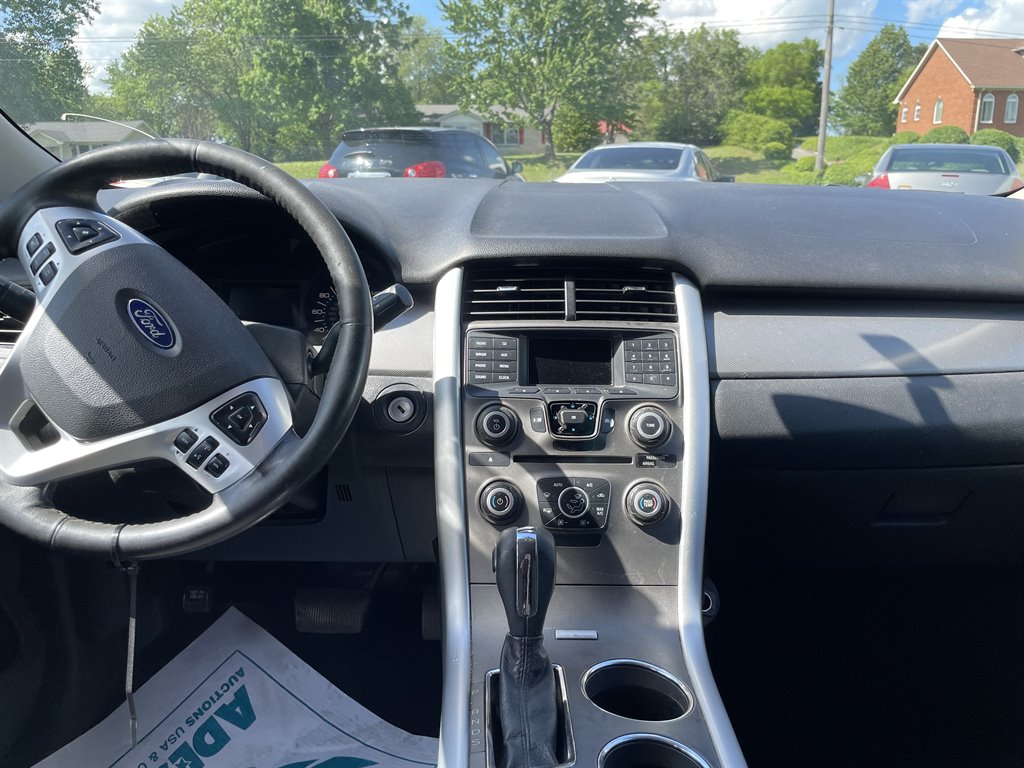 2013 Ford Edge SEL photo