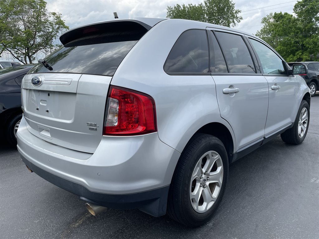 2013 Ford Edge SEL photo