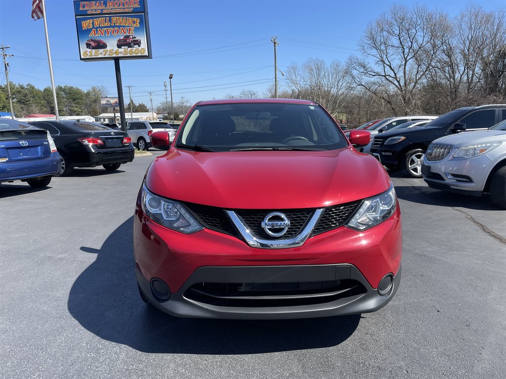 2017 Nissan Rogue Sport S photo