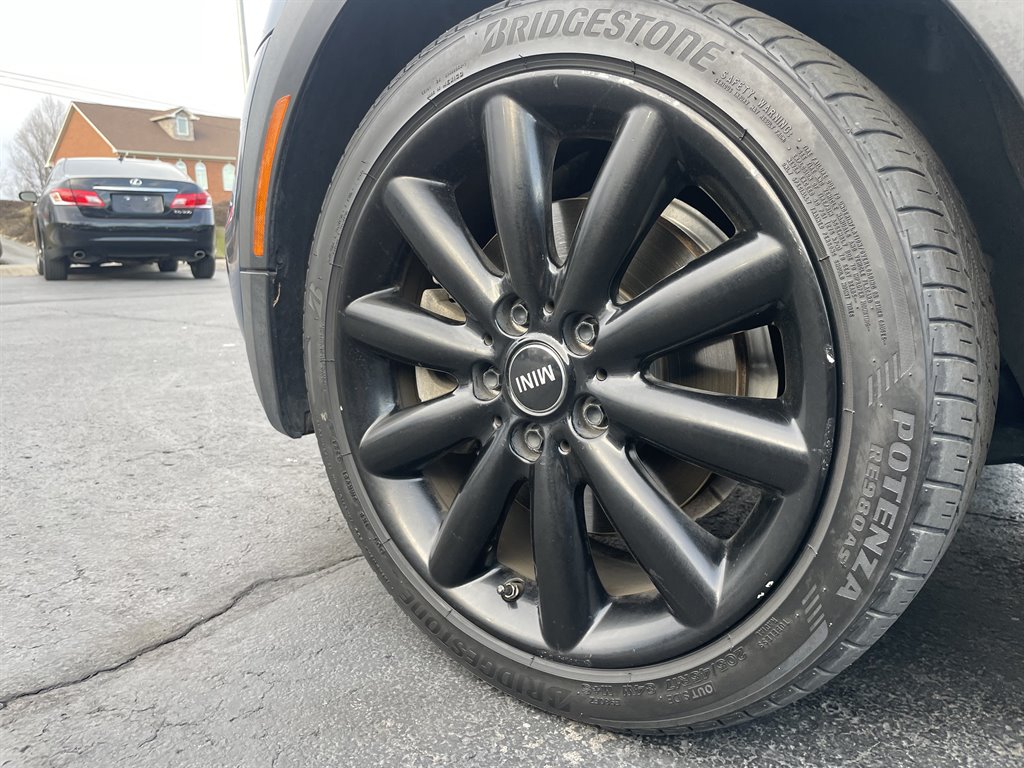 2016 MINI Cooper S photo