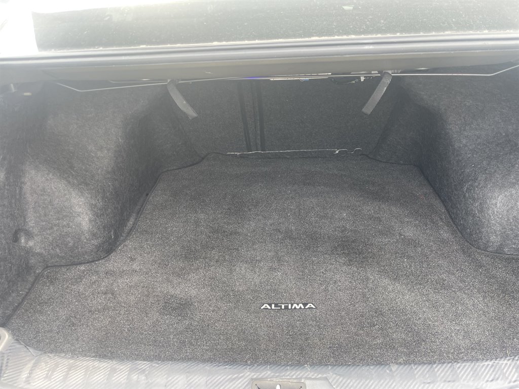 2018 Nissan Altima S photo