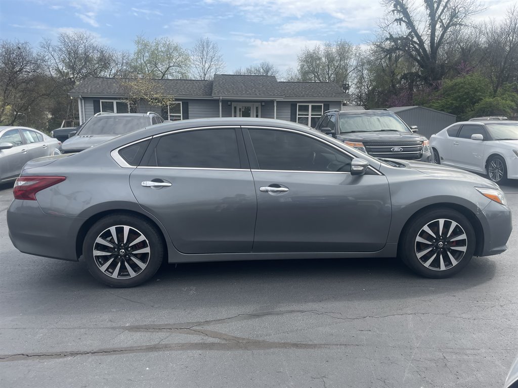 2018 Nissan Altima S photo