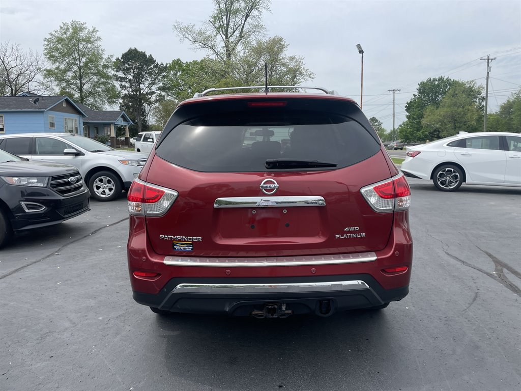 2013 Nissan Pathfinder S photo