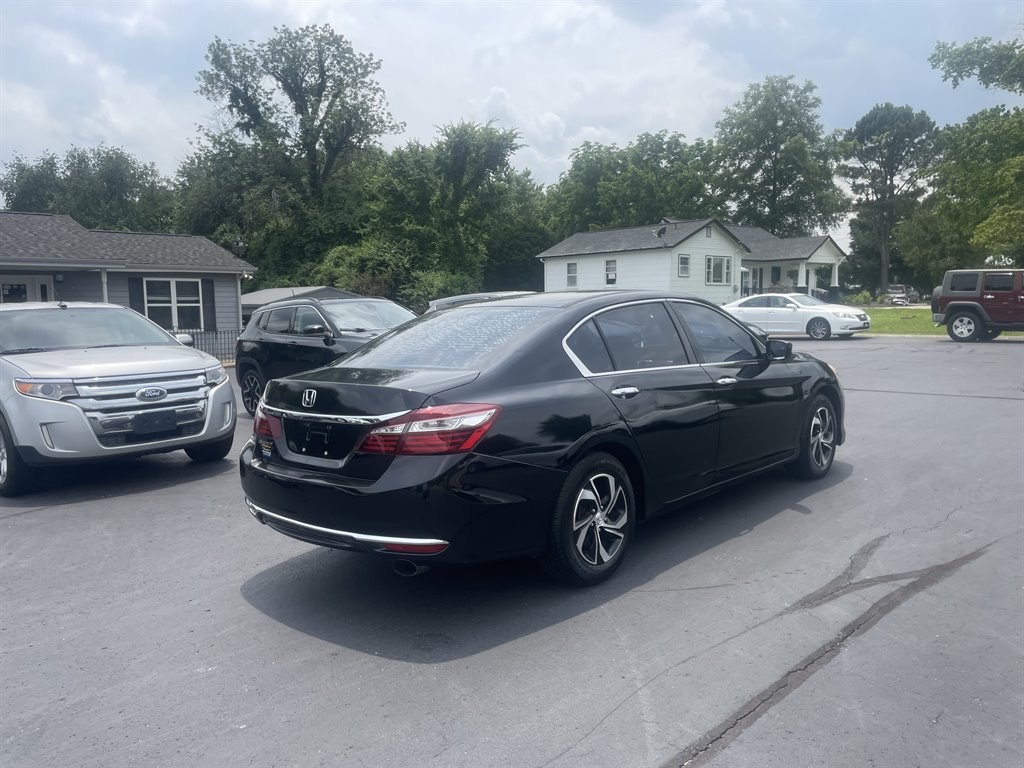 2017 Honda Accord LX photo