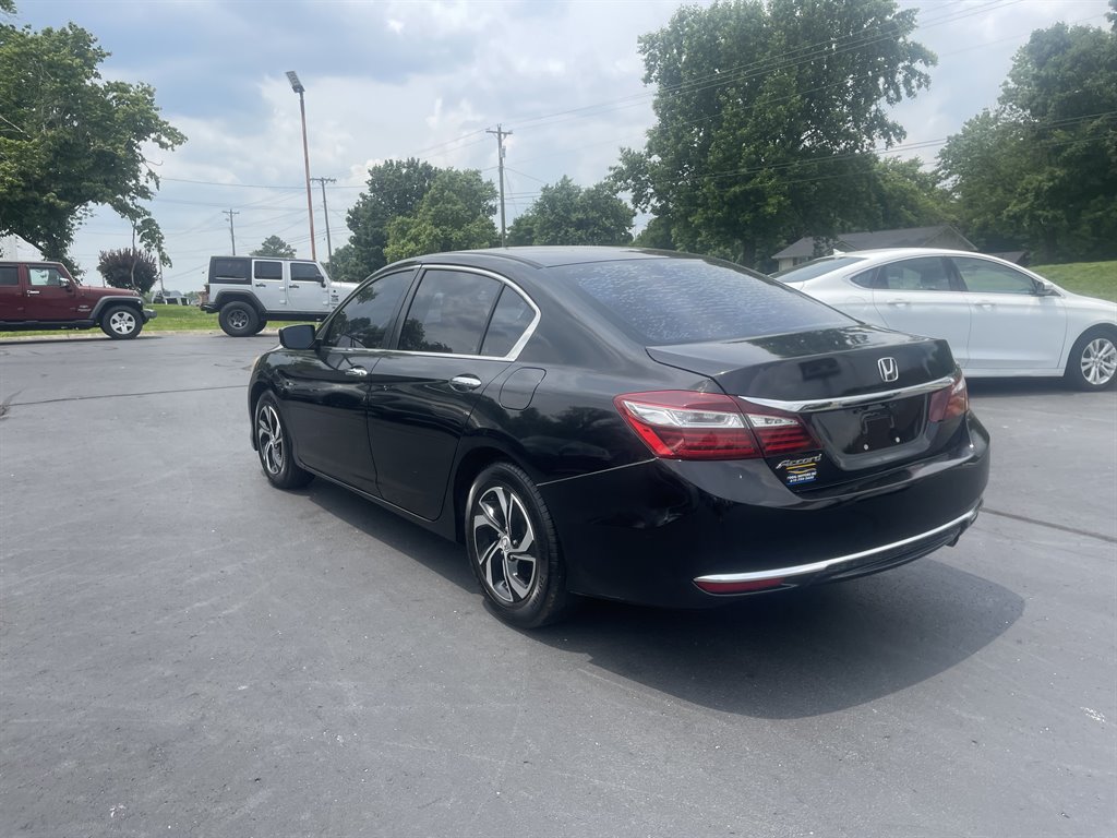 2017 Honda Accord LX photo
