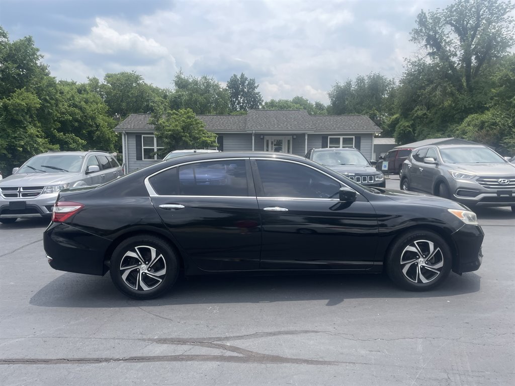 2017 Honda Accord LX photo