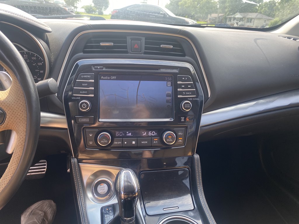 2016 Nissan Maxima - $14,995
