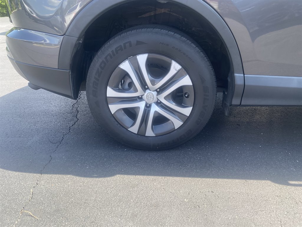 2017 Toyota RAV4 - $13,995