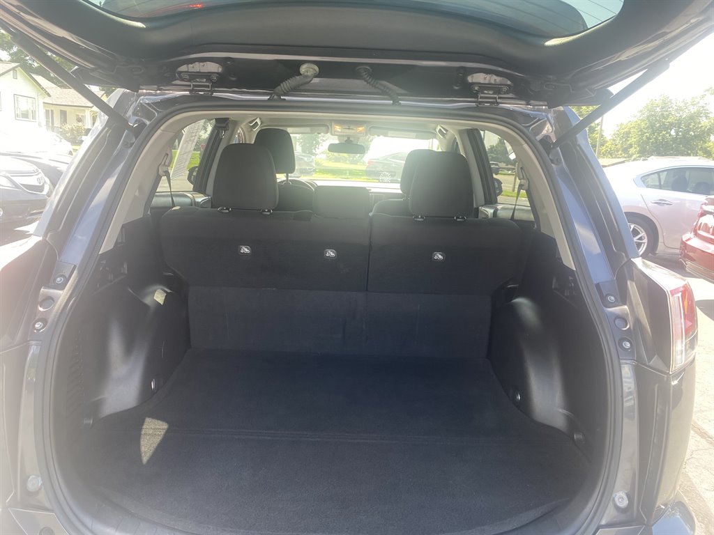 2017 Toyota RAV4 - $13,995