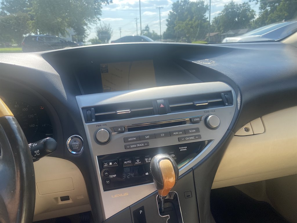 2011 Lexus RX - $13,995