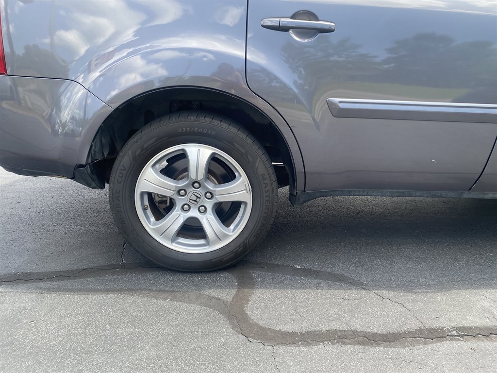 2015 Honda Pilot - $13,295