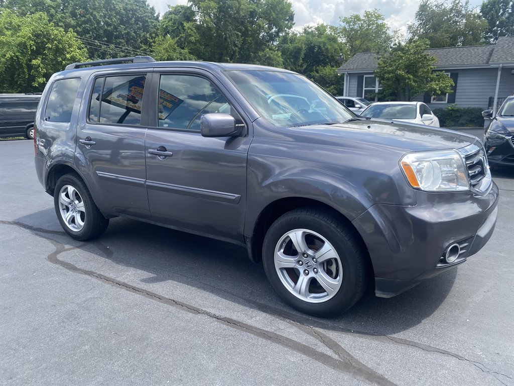 2015 Honda Pilot - $13,295